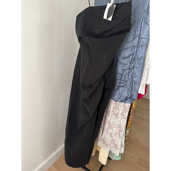 NBD Ilda Maxi Dress in Black - Picture 4 of 8